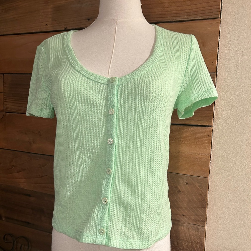 Elodie Light Green Button-Down Women's Shirt